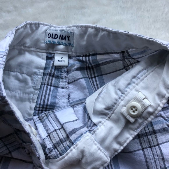 Boys White & Blue Plaid Adjustable Bermuda Shorts - Picture 3 of 4